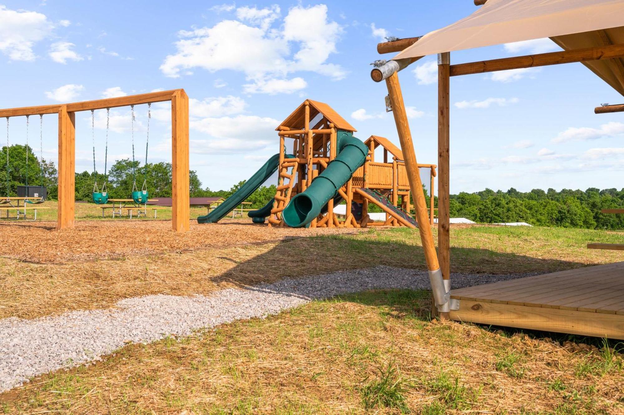 The Lodges At Eden Reserve - Pet Friendly Cabins Near Ark Williamstown Exterior photo